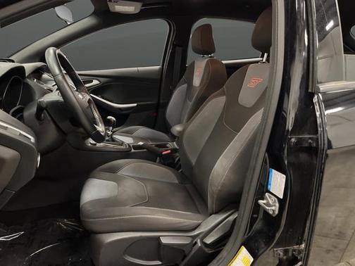 2017 Ford Focus ST ST