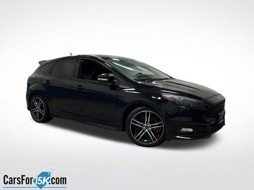 2017 Ford Focus ST 