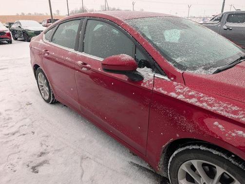 2020 Ford Fusion Hybrid SE