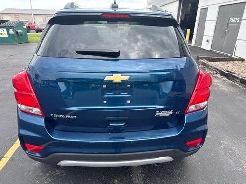 Pacific Blue Metallic 2019 Chevrolet Trax LT