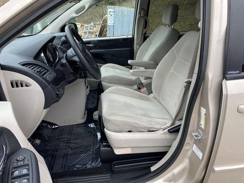 2012 Dodge Grand Caravan SE/AVP