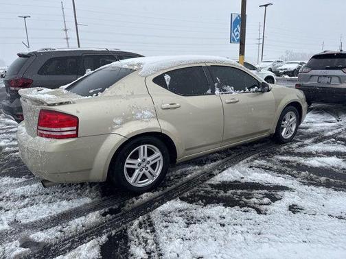 2010 Dodge Avenger R/T