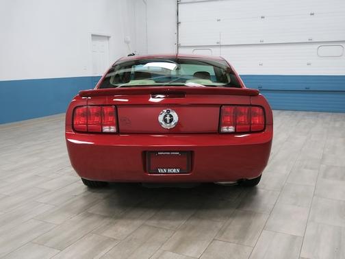 2009 Ford Mustang Base