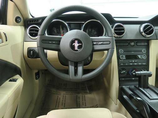 2009 Ford Mustang Base