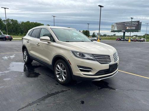 Tan 2018 Lincoln MKC Select