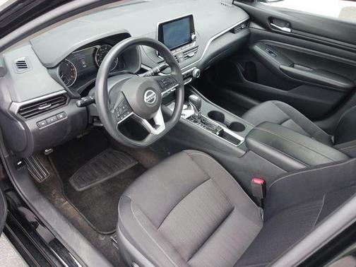 Super Black Clearcoat 2020 Nissan Altima S FWD