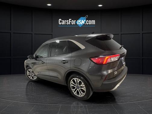2020 Ford Escape SEL