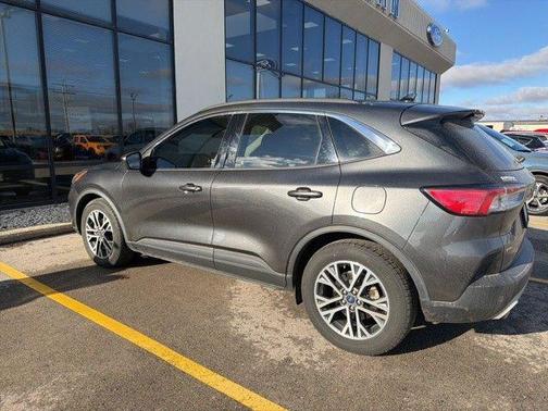 2020 Ford Escape SEL