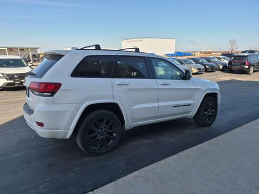 2018 Jeep Grand Cherokee Altitude