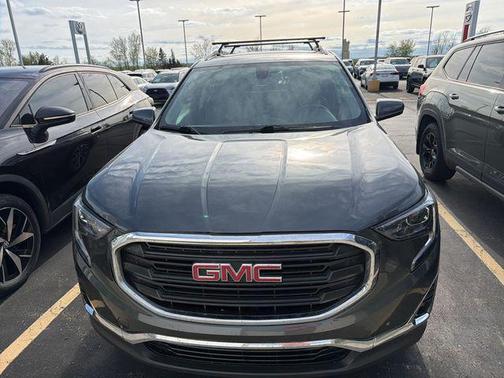 Graphite Gray Metallic 2019 GMC Terrain SLT