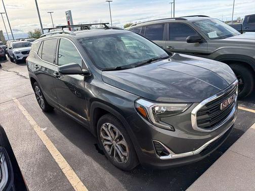 Graphite Gray Metallic 2019 GMC Terrain SLT