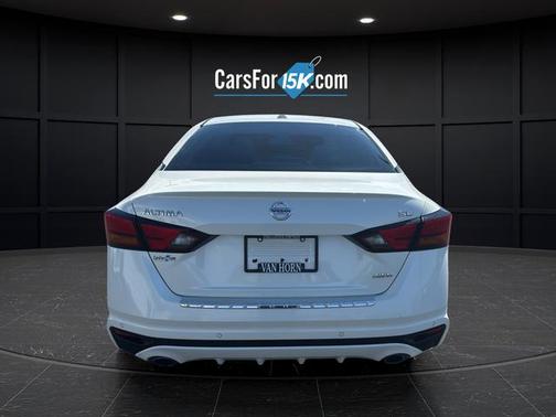 Pearl White Tricoat 2019 Nissan Altima 2.5 SL