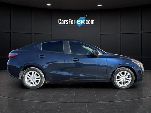 2017 Toyota Yaris iA Base