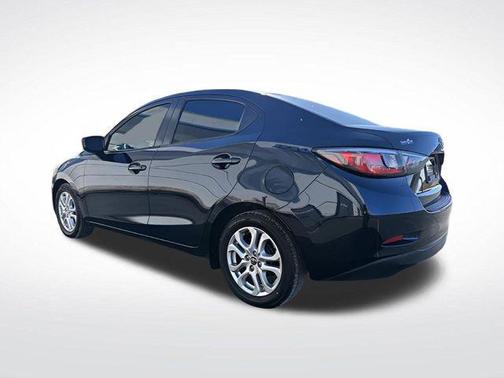 2017 Toyota Yaris iA Base