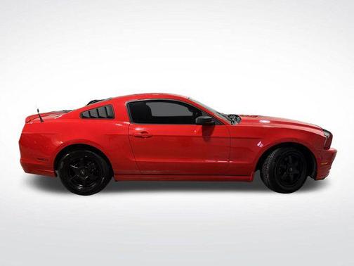 2013 Ford Mustang V6