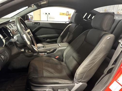 2013 Ford Mustang V6