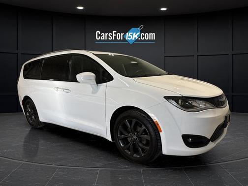 2018 Chrysler Pacifica Touring-L Plus