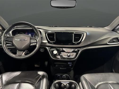 2018 Chrysler Pacifica Touring-L Plus