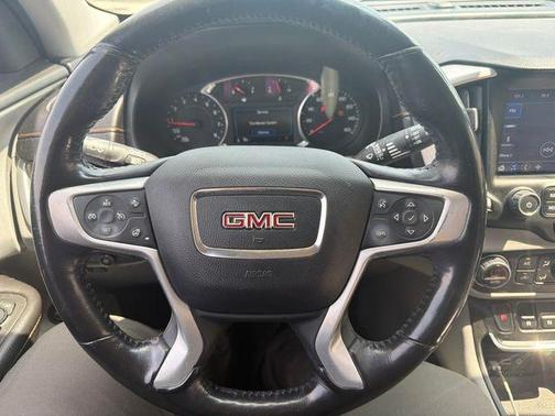 Summit White 2018 GMC Terrain SLT