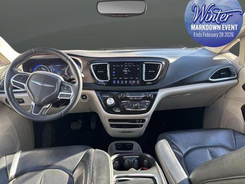 2017 Chrysler Pacifica Touring-L