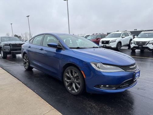 2015 Chrysler 200 S