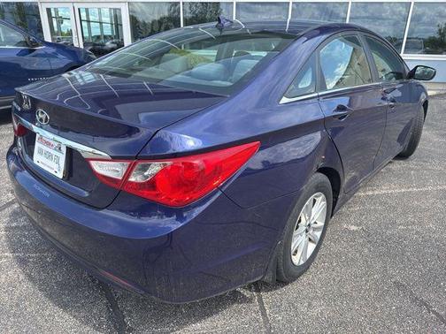 2012 Hyundai SONATA GLS