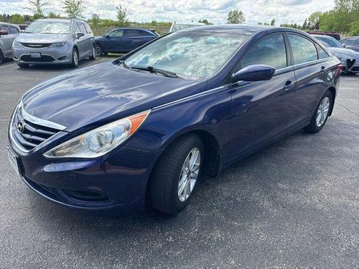 2012 Hyundai SONATA GLS