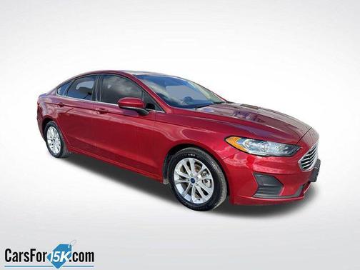 2020 Ford Fusion SE