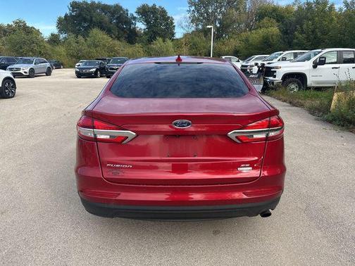 2020 Ford Fusion SE