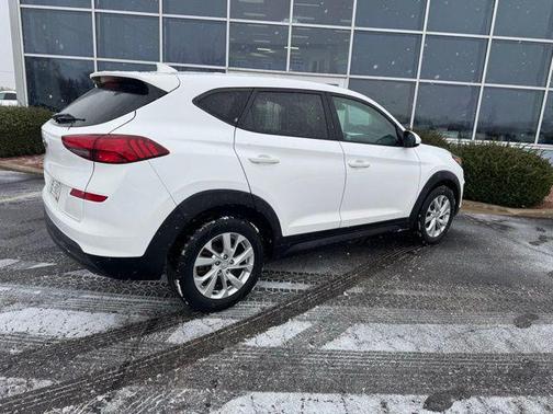 2020 Hyundai TUCSON SE