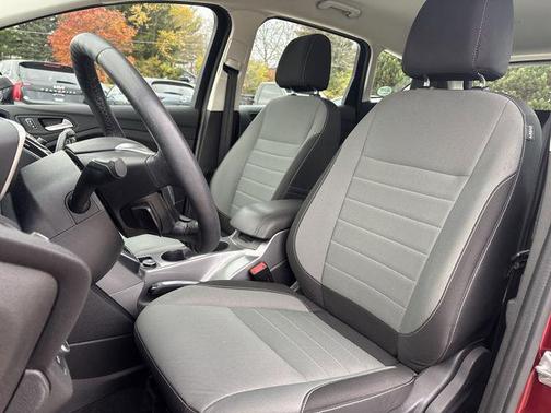 2016 Ford C-Max Hybrid SE