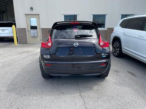 Black 2014 Nissan Juke SL
