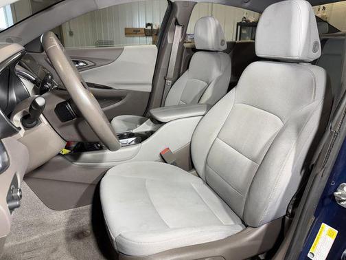 2017 Chevrolet Malibu 1LT