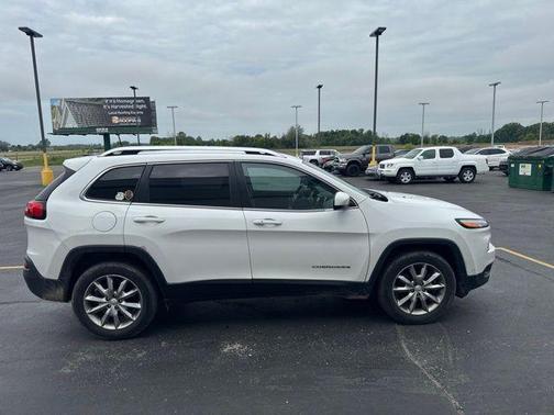 Bright White Clearcoat 2017 Jeep Cherokee Limited