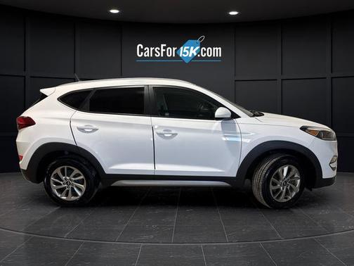 2017 Hyundai TUCSON SE