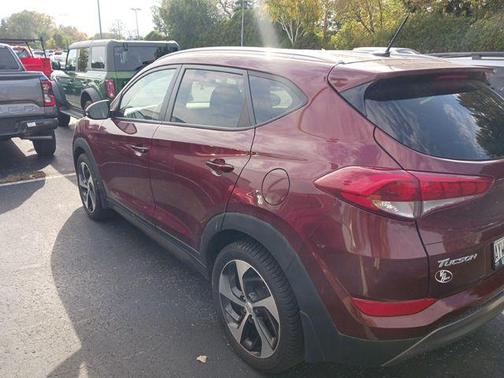2016 Hyundai TUCSON Sport