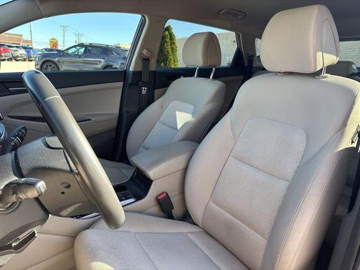 2016 Hyundai TUCSON Sport