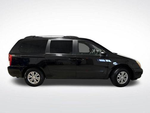 2012 Kia Sedona LX
