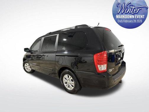 2012 Kia Sedona LX