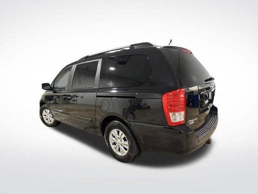 2012 Kia Sedona LX