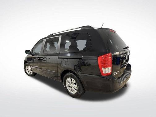 2012 Kia Sedona LX
