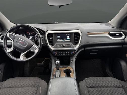 2018 GMC Acadia SLE-2