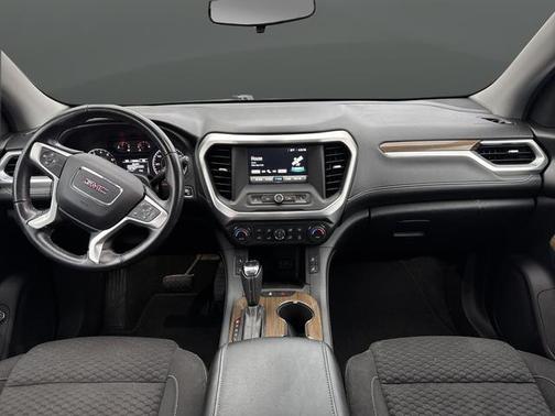 2018 GMC Acadia SLE-2