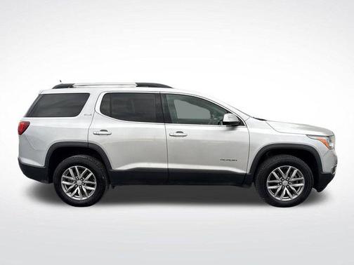 2018 GMC Acadia SLE-2