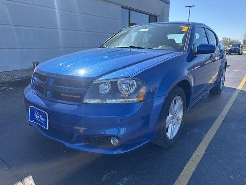 Blue Streak Pearlcoat 2013 Dodge Avenger SXT