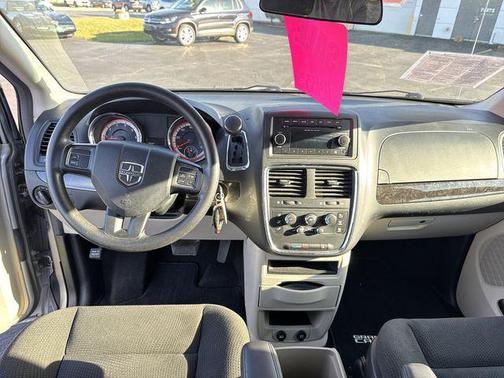 2016 Dodge Grand Caravan AVP/SE