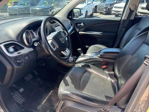 Granite Crystal Metallic Clearcoat 2014 Dodge Journey R/T
