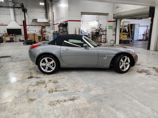 2006 Pontiac Solstice Base