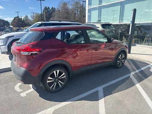 2018 Nissan Kicks SV