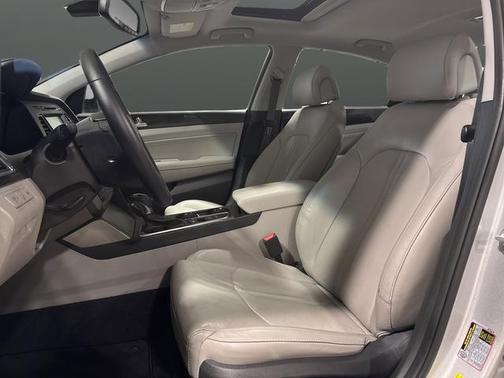 2017 Hyundai SONATA Limited